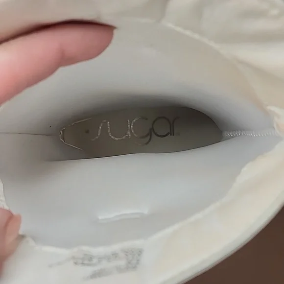 Sugar NWT White Embroidered Heeled Boots - Picture 7 of 7